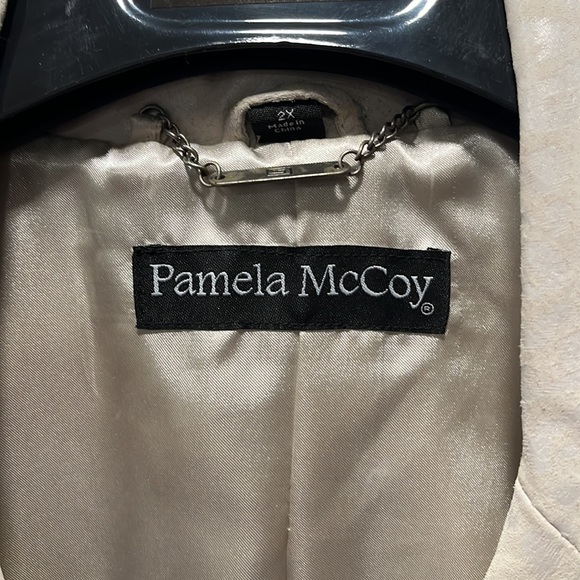 100% suede leather jacket Pamela McCoy size 2X Beige color, vague cheetah print. - Picture 2 of 5